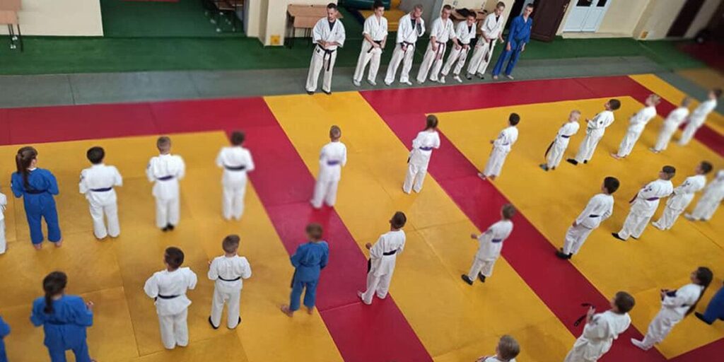 Понад півсотні маленьких вінничан отримали нові пояси майстерності з бойового мистецтва «КУДО»