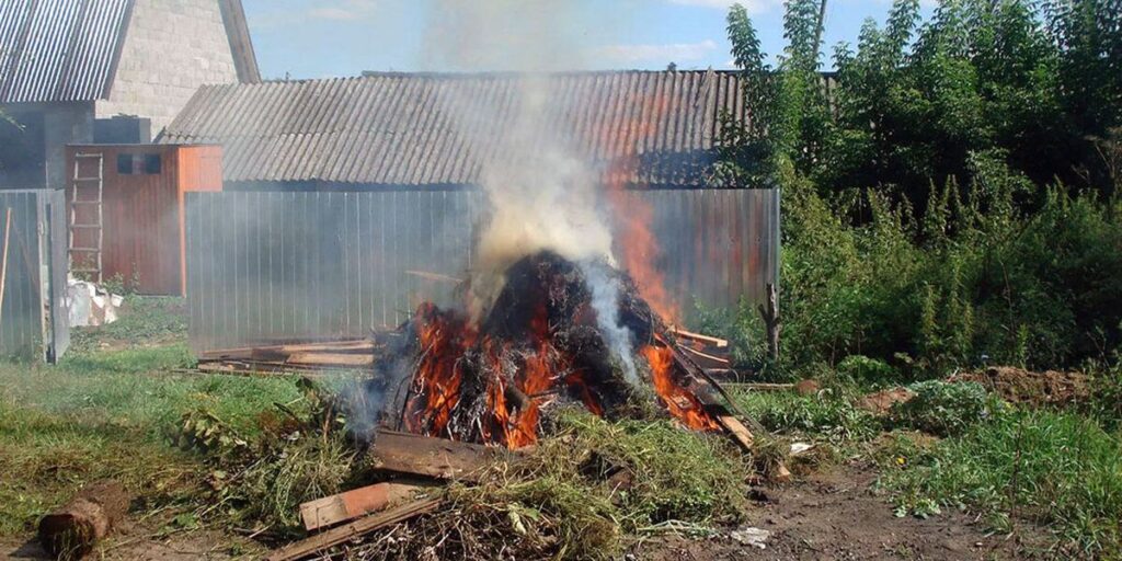 На Вінницьких Хуторах мешканці страждають від сморіду