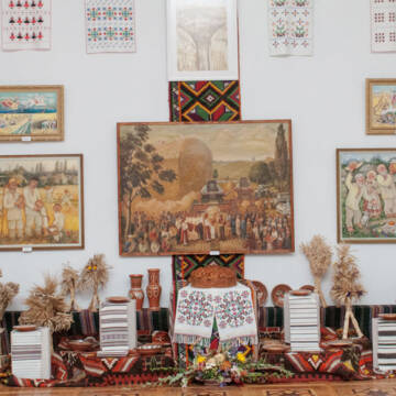 Вінничан запрошують на виставку образотворчого та декоративно-прикладного мистецтва
