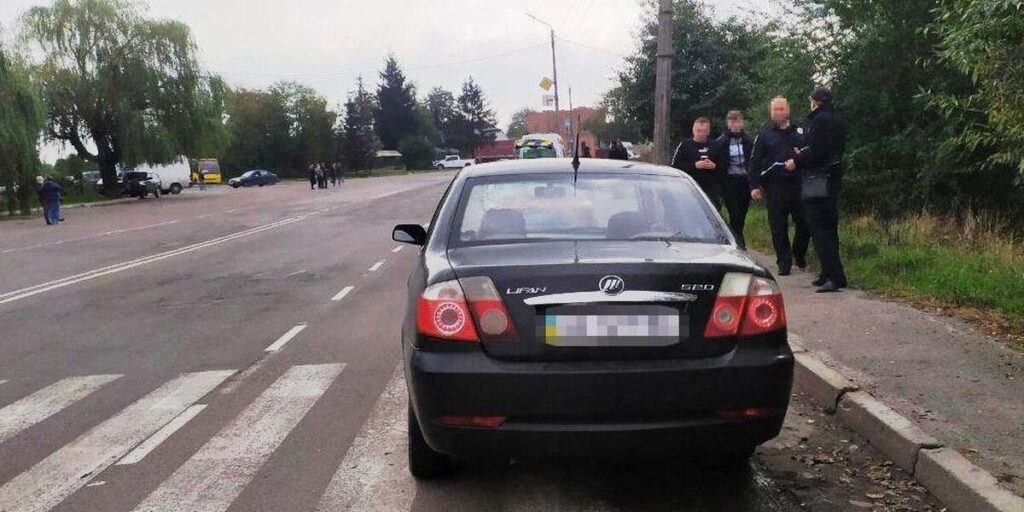 За спробу дати хабар вінницьким поліцейським, водію загрожує до 4 років за гратами