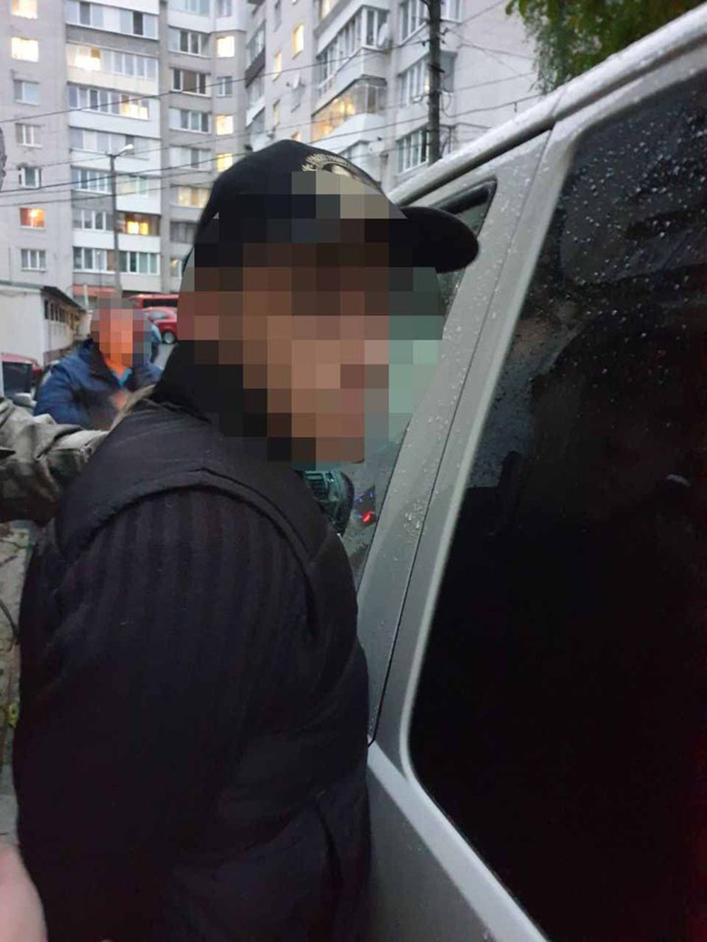 Вінницькі поліцейські затримали "гастролерів", які підозрюються в квартирних крадіжках