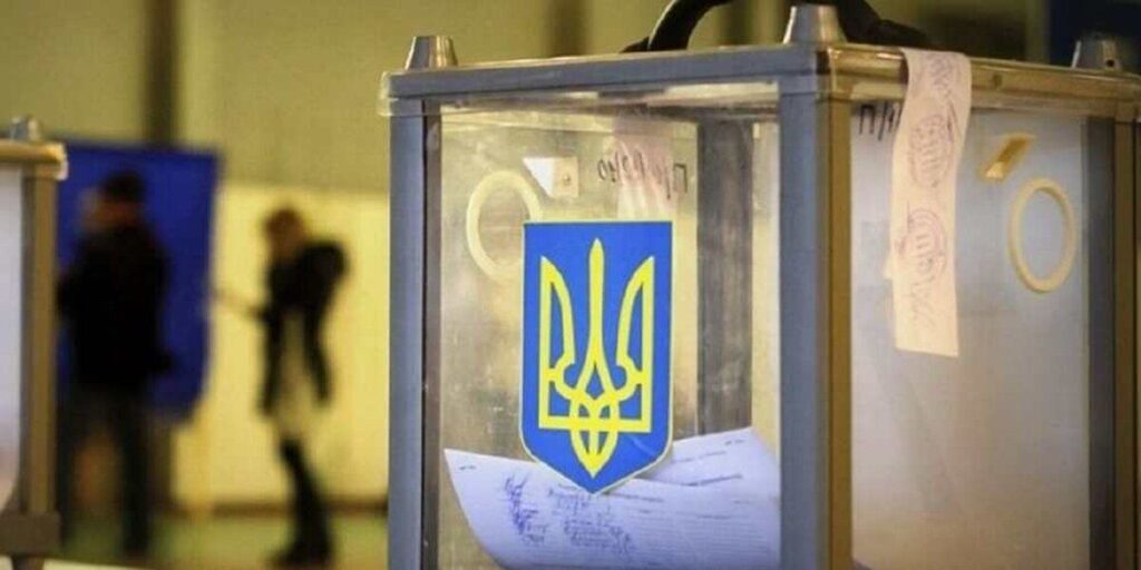 У Вінниці троє кандидатів знялися з виборів
