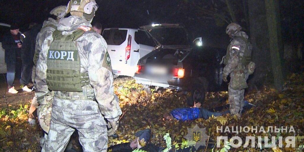 Викрали та катували людей: на Вінниччині правоохоронці затримали групу злочинців