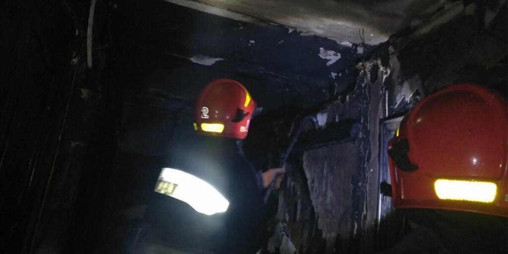 На Київській вночі горів житловий будинок