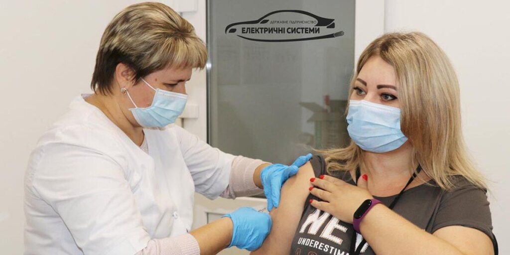 Вінницьке підприємство безкоштовно вакцинує від грипу своїх працівників