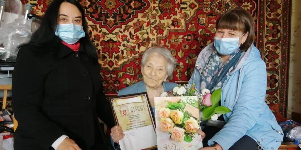 Вінничанку Степаніду Коновалову привітали із 100-річним ювілеєм