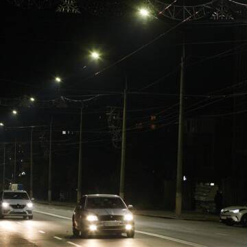 По вулиці Пирогова з запланованих 180 світильників вже замінено на сучасні діодні 150 штук