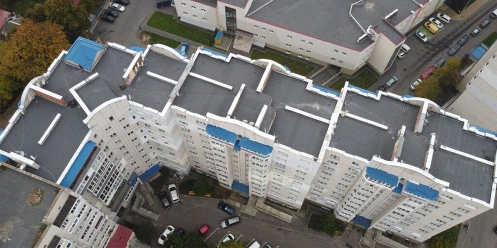 Нещодавно завершися ремонт дахів ще чотирьох багатоповерхівок