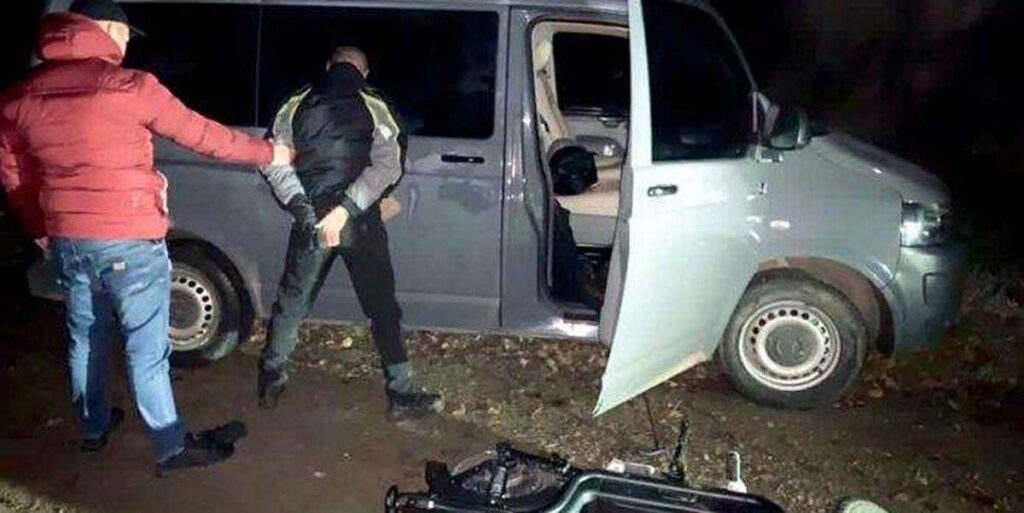 Мешканець Бару відзначився на кримінальних "заробітках" на Буковині