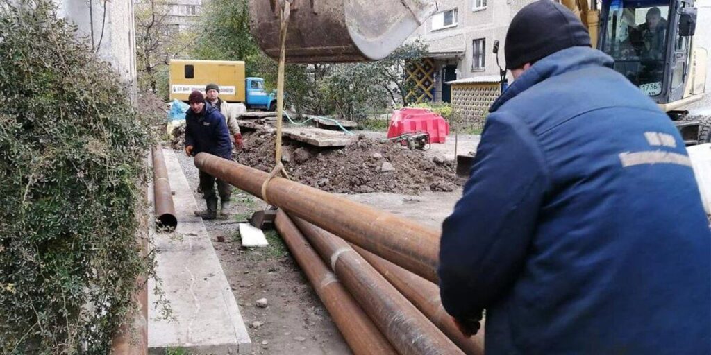 У Вінниці на одній з вулиць замінили 72 метрів тепломережі, яка живить 13 будинків