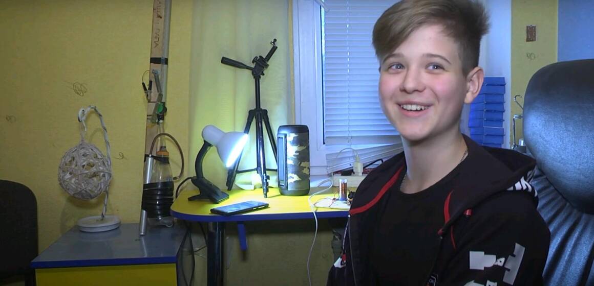 15-річний вінницький винахідник розробив нано-пристрій для передачі звуку