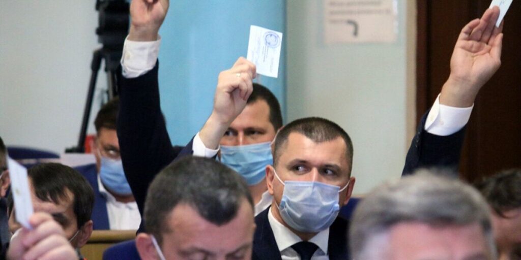 Вінницька облрада створила сім постійних комісій