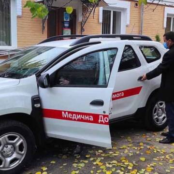 На Вінниччині сільським амбулаторіям передали 23 автомобілі «Рено»