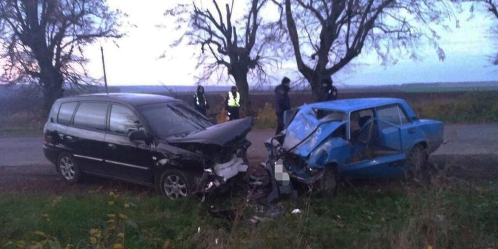 ДТП на Вінниччині: двоє людей у лікарні