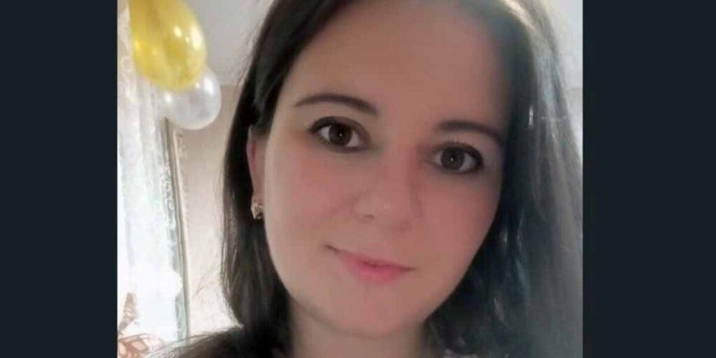У Прибузькому прощалися з дівчиною, яку на Майдані Незалежності у Києві збив Land Rover