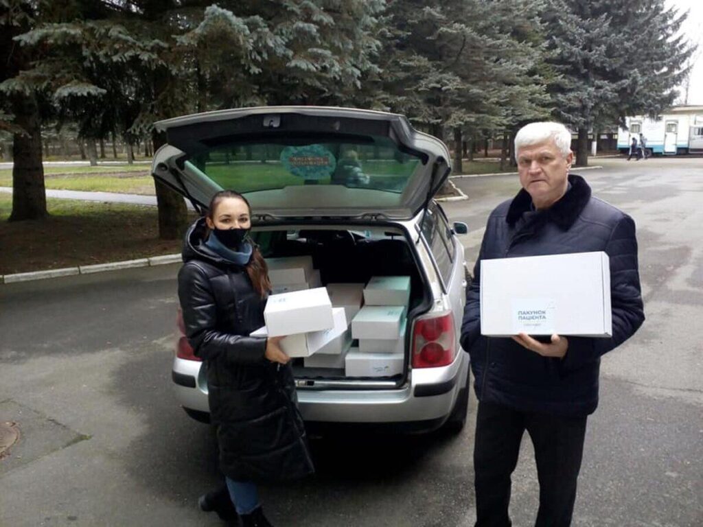“Подільська громада” продовжує передавати вінницьким лікарням «пакунки пацієнта»