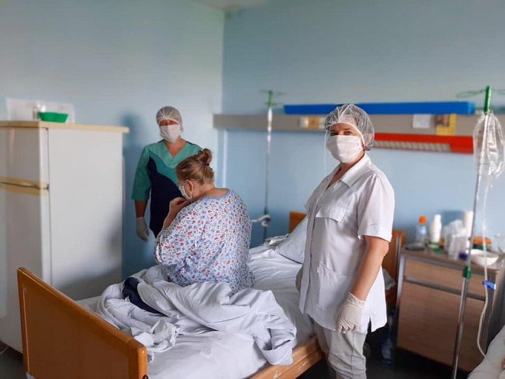 Вінницький лікар розповів, що потрібно брати в медзаклад хворому на COVID-19