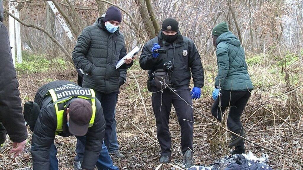 На березі Південного Бугу перехожий знайшов обгоріле тіло чоловіка