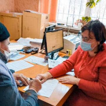 Жителі Вінницького району тепер отримують муніципальні доплати від Вінницької міськради