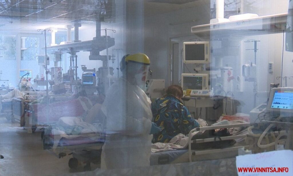 До реанімації почали потрапляти хворі на COVID-19, яким від 26 років