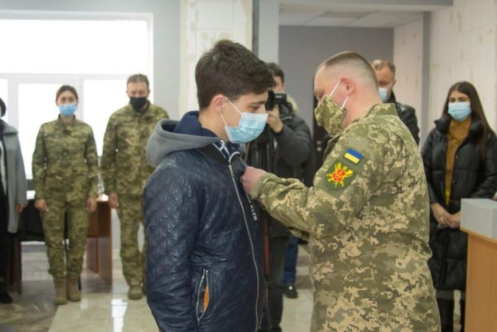 У Вінниці родині загиблого військового вручили орден За мужність