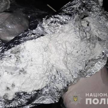 Поліцейські затримали вінничанина, який виготовляв наркотики