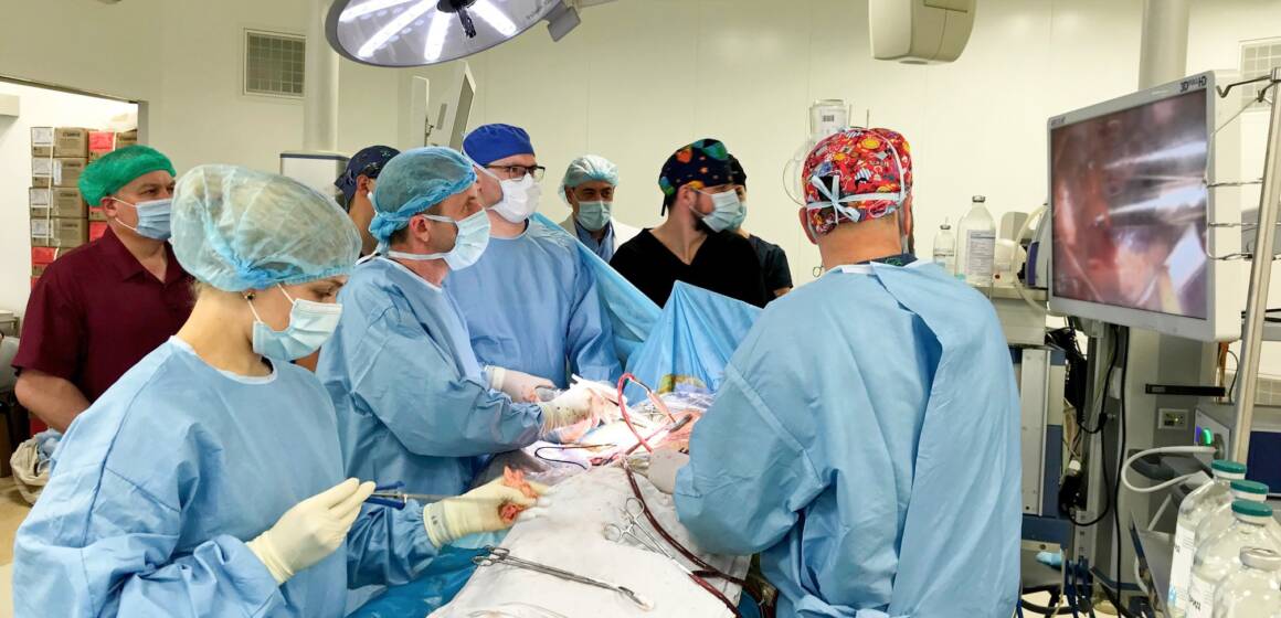 У Вінниці вперше провели операцію на серці через міні-розріз