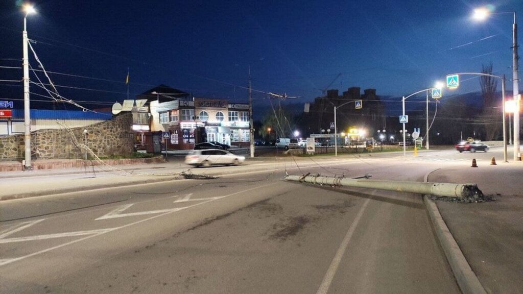 Стала відома причина ранкових заторів на Гніванському шосе та вулиці Пирогова