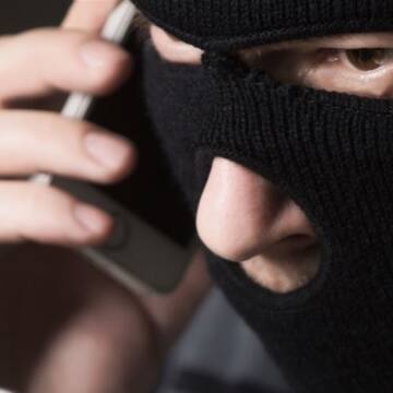 У Вінниці тривають слідчі дії щодо злочинного угруповання, яке завдало шкоди вінничанам на понад 100 тисяч гривень