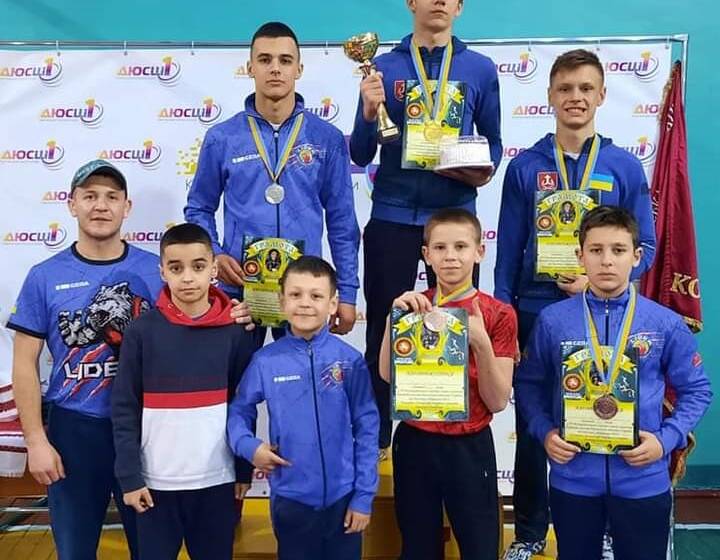 Декілька вінничан здобули медалі на Всеукраїнському турнірі з греко-римської боротьби