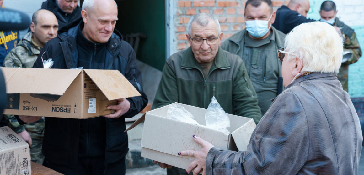 З Вінниці на Донбас вирушили волонтери з благодійною допомогою для наших воїнів