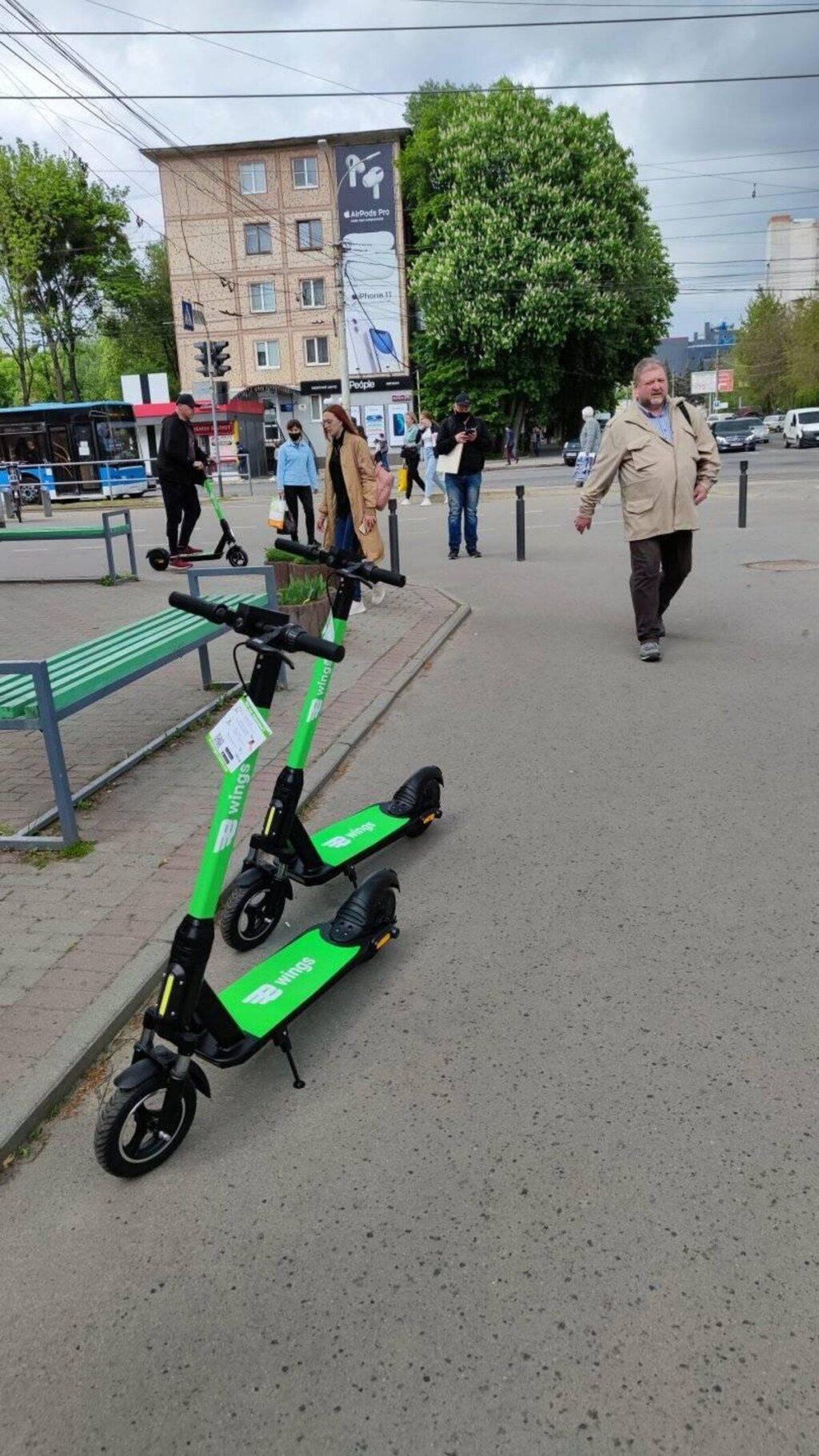 У Вінниці стартував прокат електросамокатів