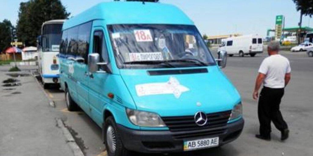 Стало відомо у яких маршрутках тепер можна розрахуватись безготівково