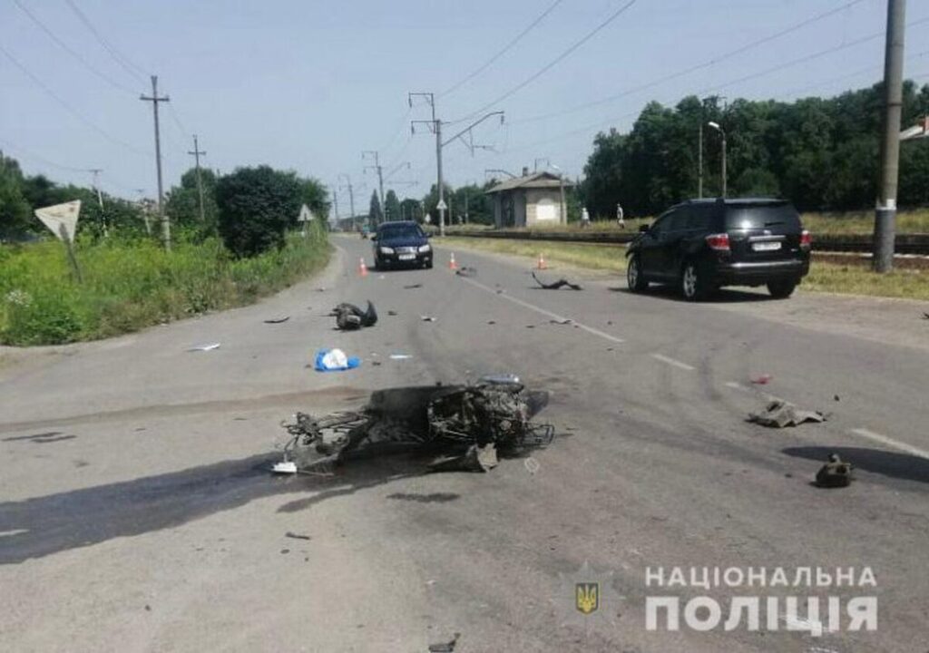 На Вінниччині іномарка збила скутериста