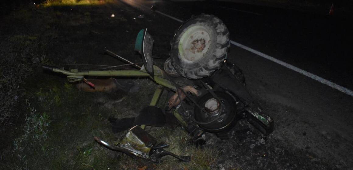 Водій втік з місця пригоди: на Вінниччині в ДТП загинула вагітна пасажирка мотоблоку