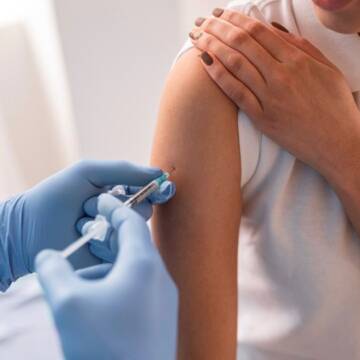 Протягом вихідних та святкових днів у Вінниці вакцинували понад 1000 осіб