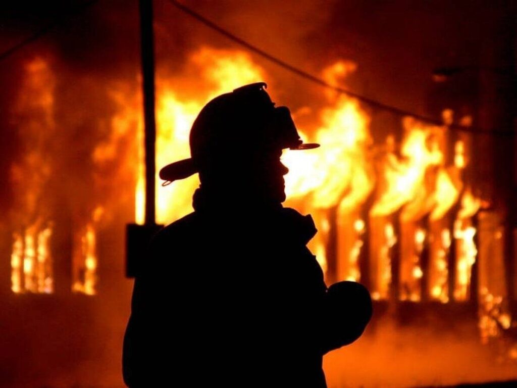 На Вінниччині під час пожежі загинули четверо дітей та двоє дорослих