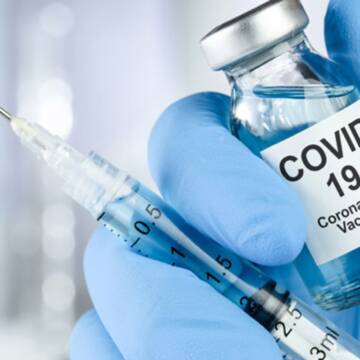 Вакцинуватись чи ні? МОЗ спростували найпоширеніші міфи про вакцинацію проти COVID-19