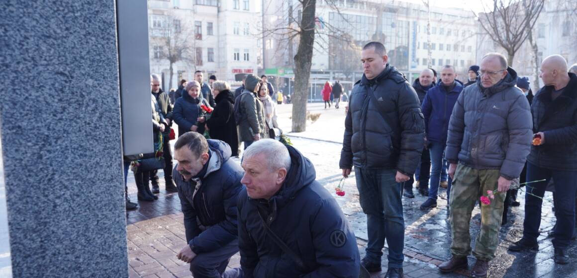 У Вінниці вшанували пам’ять загиблих захисників Донецького аеропорту