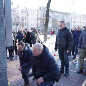 У Вінниці вшанували пам’ять загиблих захисників Донецького аеропорту