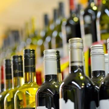 На Вінниччині заборонили продаж алкогольних напоїв