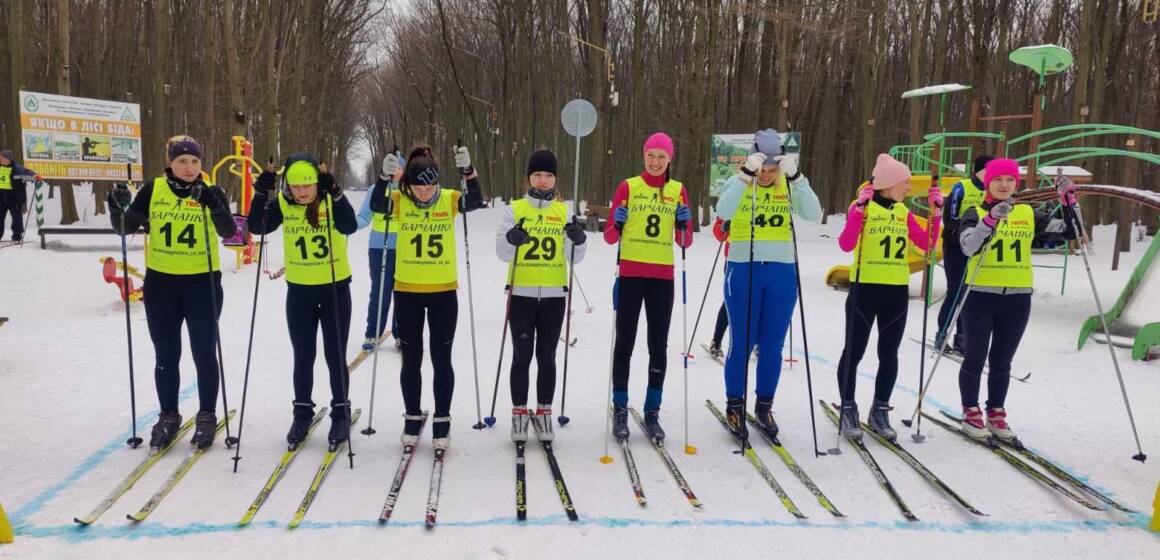 Понад 70 вінничан  взяли участь у чемпіонаті міста з лижних перегонів