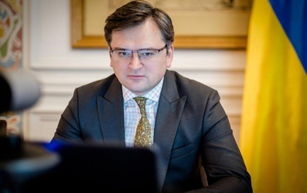 Кулеба закликав країни ЄС не платити за російські нафту й газ рублями