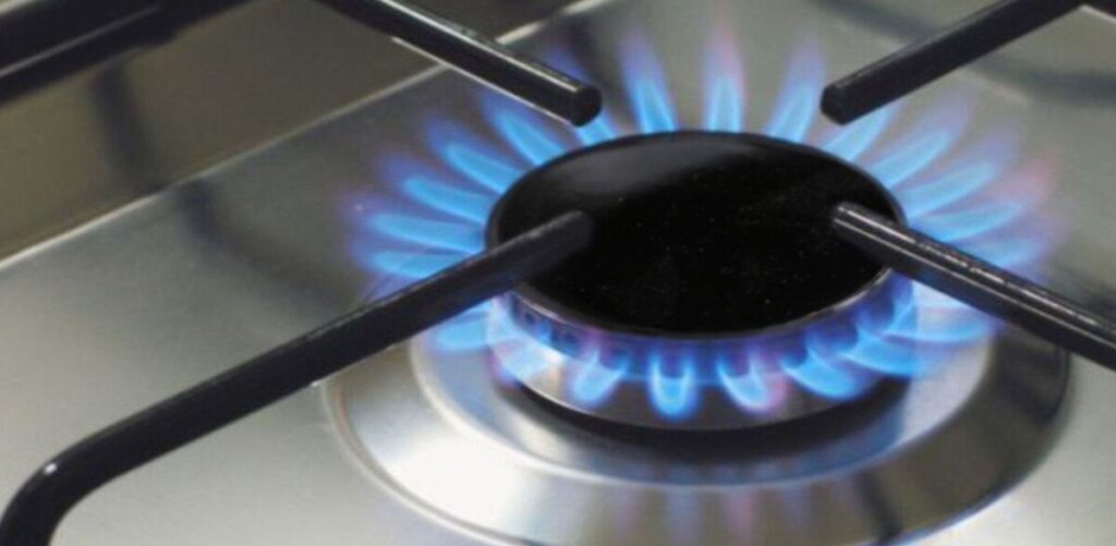 Чи потрібно відключати газ коли лунає повітряна тривога?