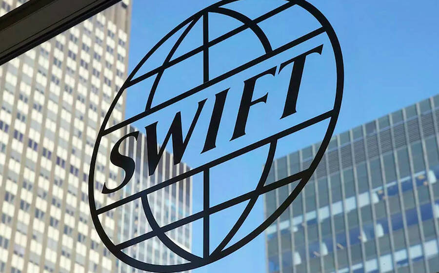 Офіційно: Євросоюз відключив сім російських банків від системи SWIFT