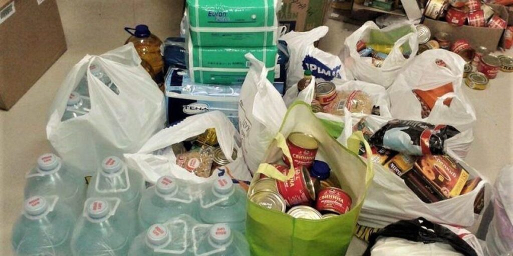 В Енергодар приїхала гумдопомога, її роздаватимуть 12 березня