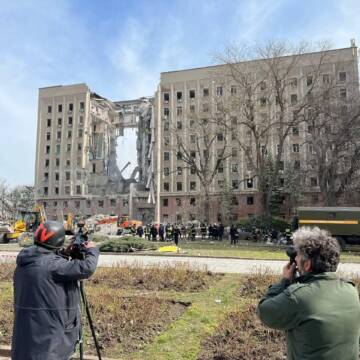 Кількість загиблих через обстріл будівлі Миколаївської ОДА зросла до 24