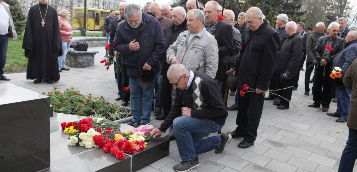 У Вінниці вшанували пам’ять ліквідаторів аварії на ЧАЕС. Фото