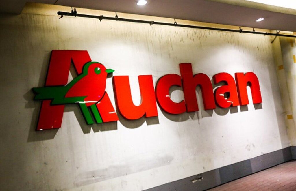 Auchan припиняє інвестиції та поставки в РФ