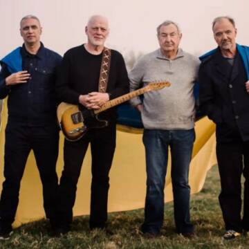 Рок-гурт Pink Floyd присвячує Україні свою першу нову пісню. Її співавтором став Андрій Хливнюк. Відео